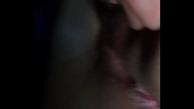 Με μια φίλη στο αυτοκίνητο